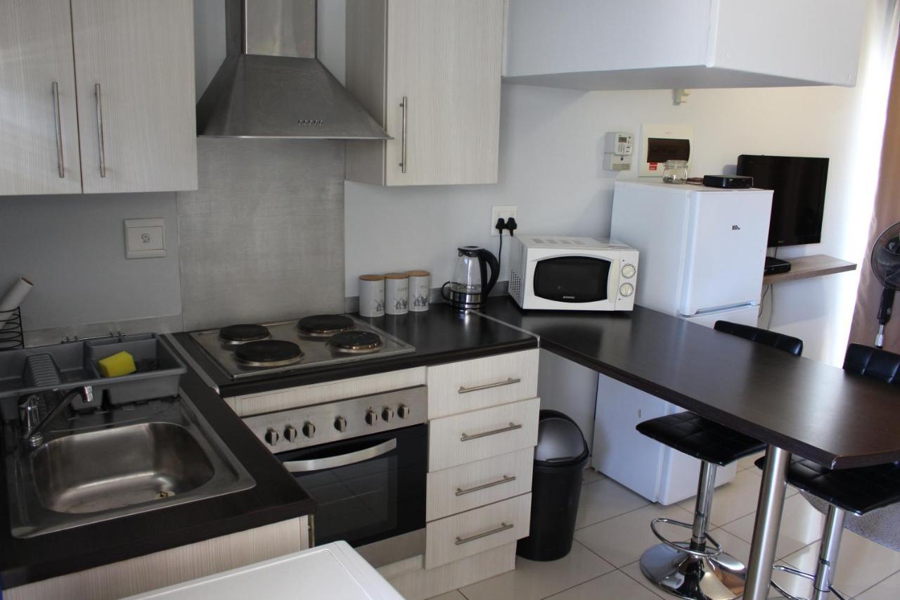 Abigail'S Studio Apartment @ Trift Tower Windhoek Exterior foto
